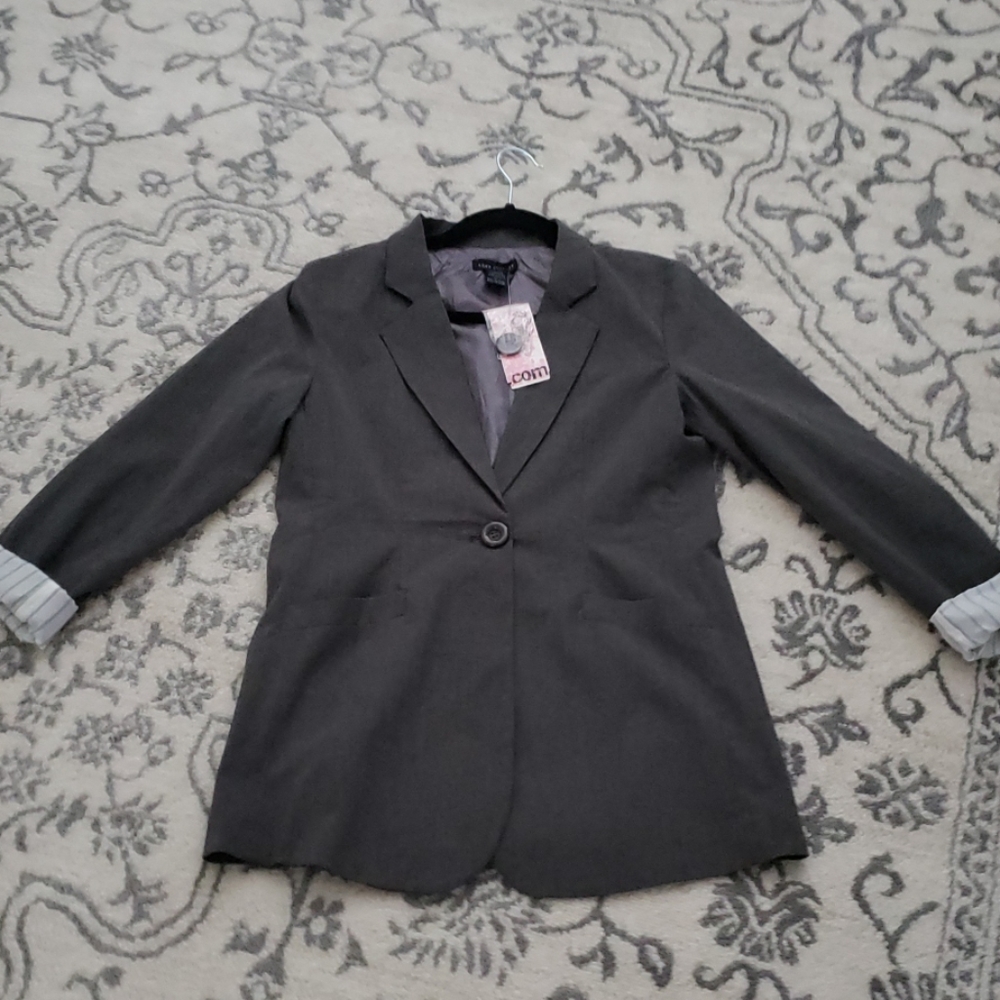 Grey blazer